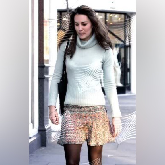 Ann Taylor Cashmere Sweater Size XS - Picture 4 of 8